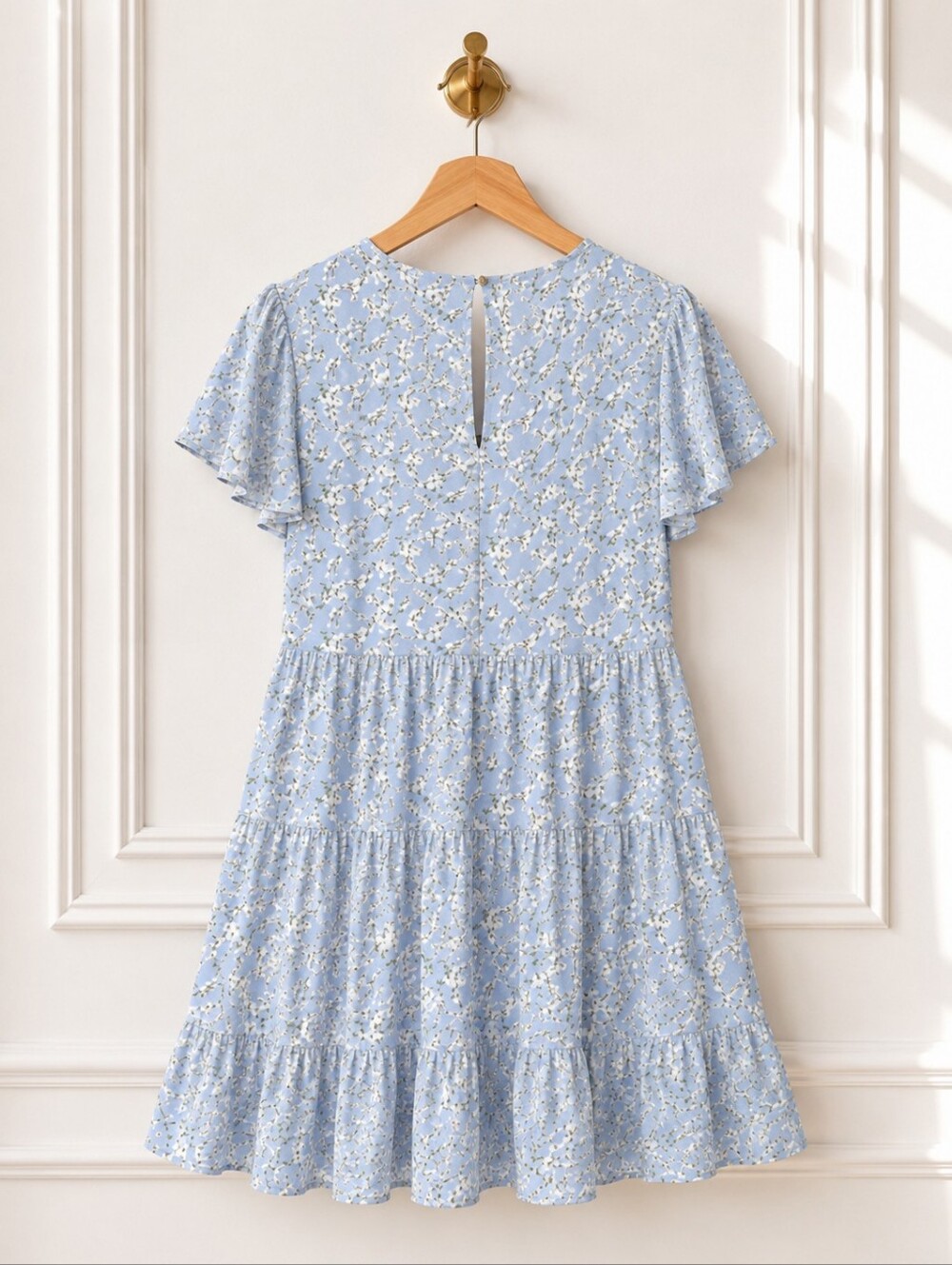 Doe & Rae | Blue Floral Tiered Mini Dress | Size Small | Flutter Sleeve Lined - Picture 5 of 7